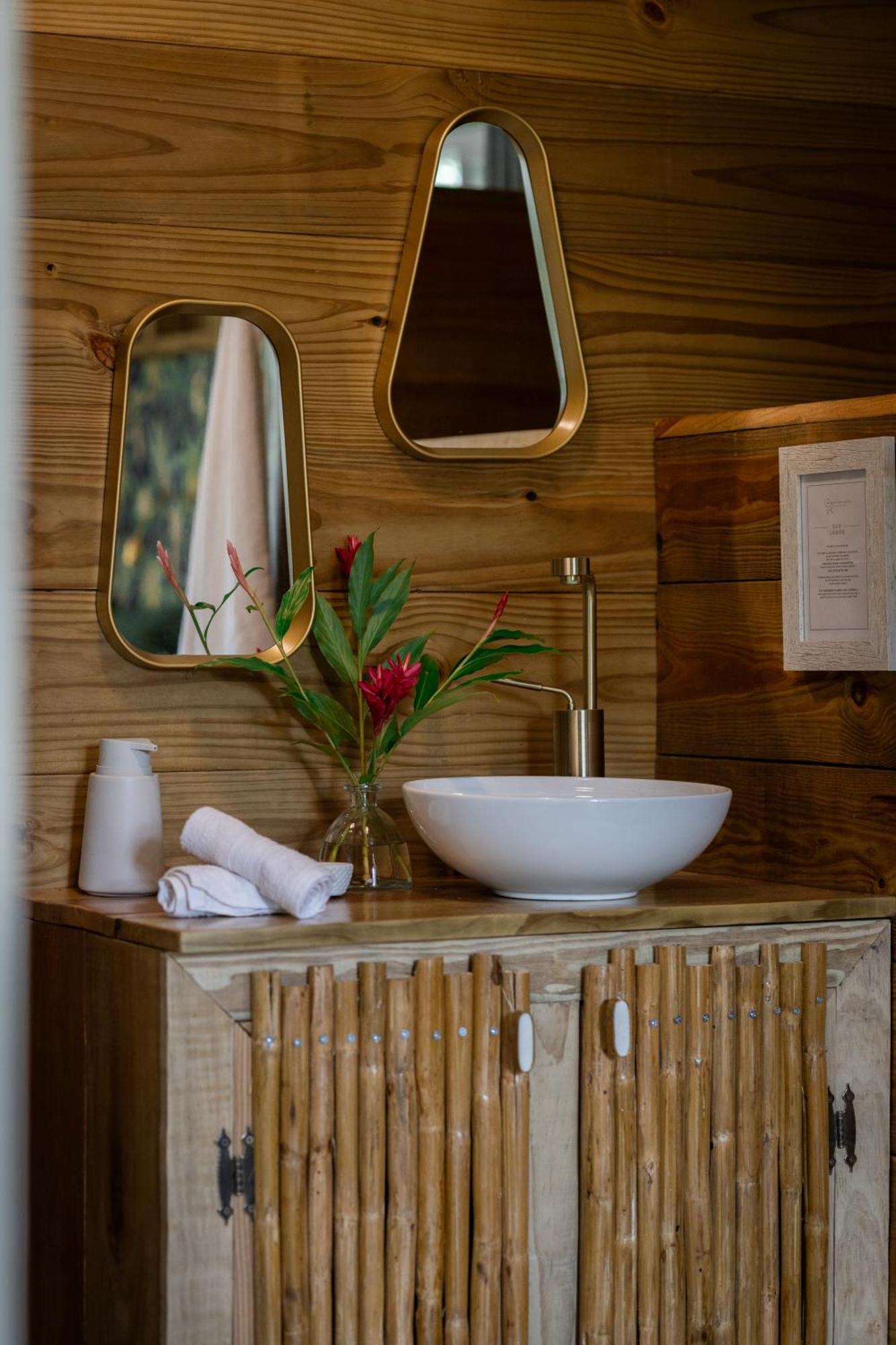 Vila Monkey Tiny House - Private Swimming Pool Big Bight Exteriér fotografie