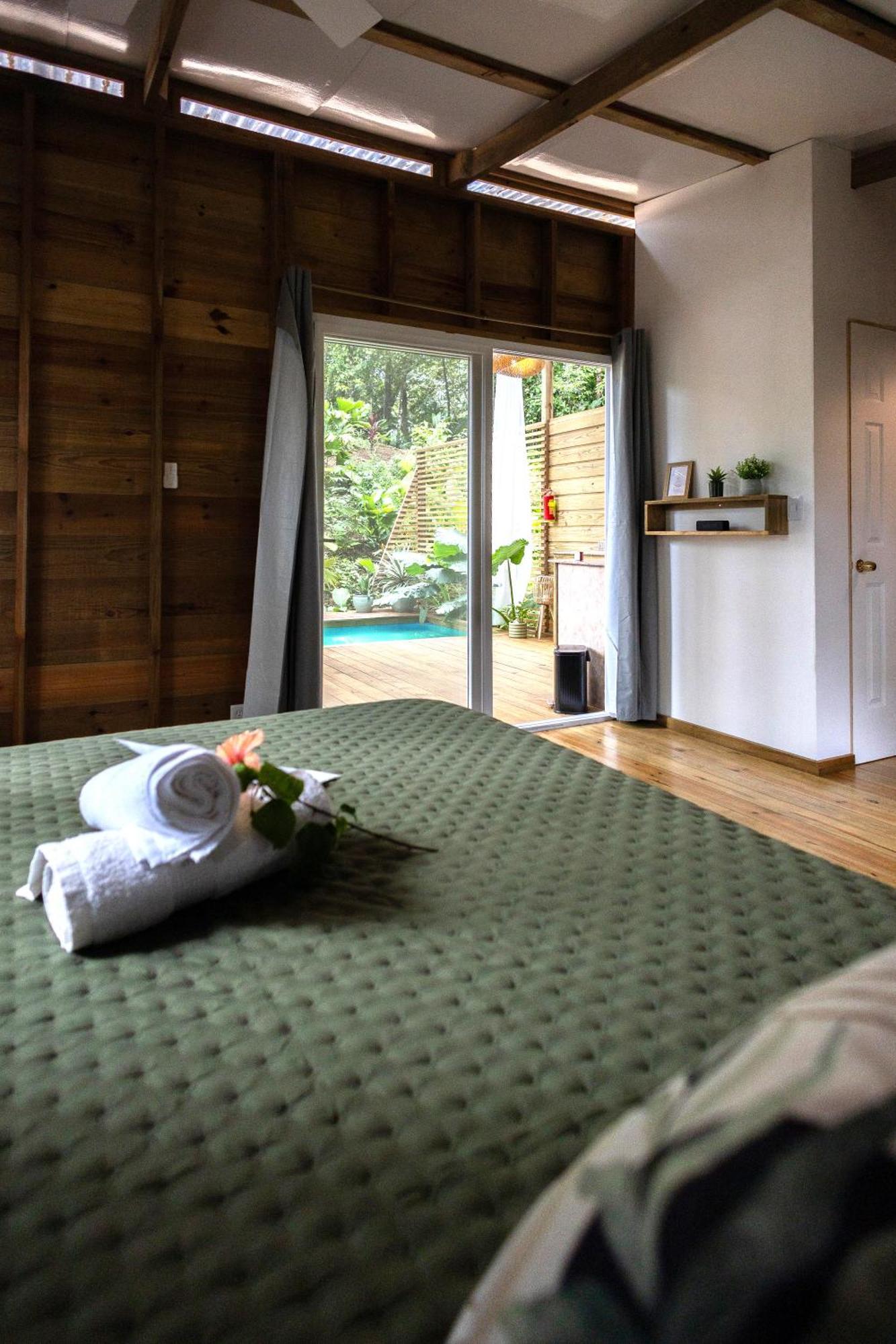 Vila Monkey Tiny House - Private Swimming Pool Big Bight Exteriér fotografie